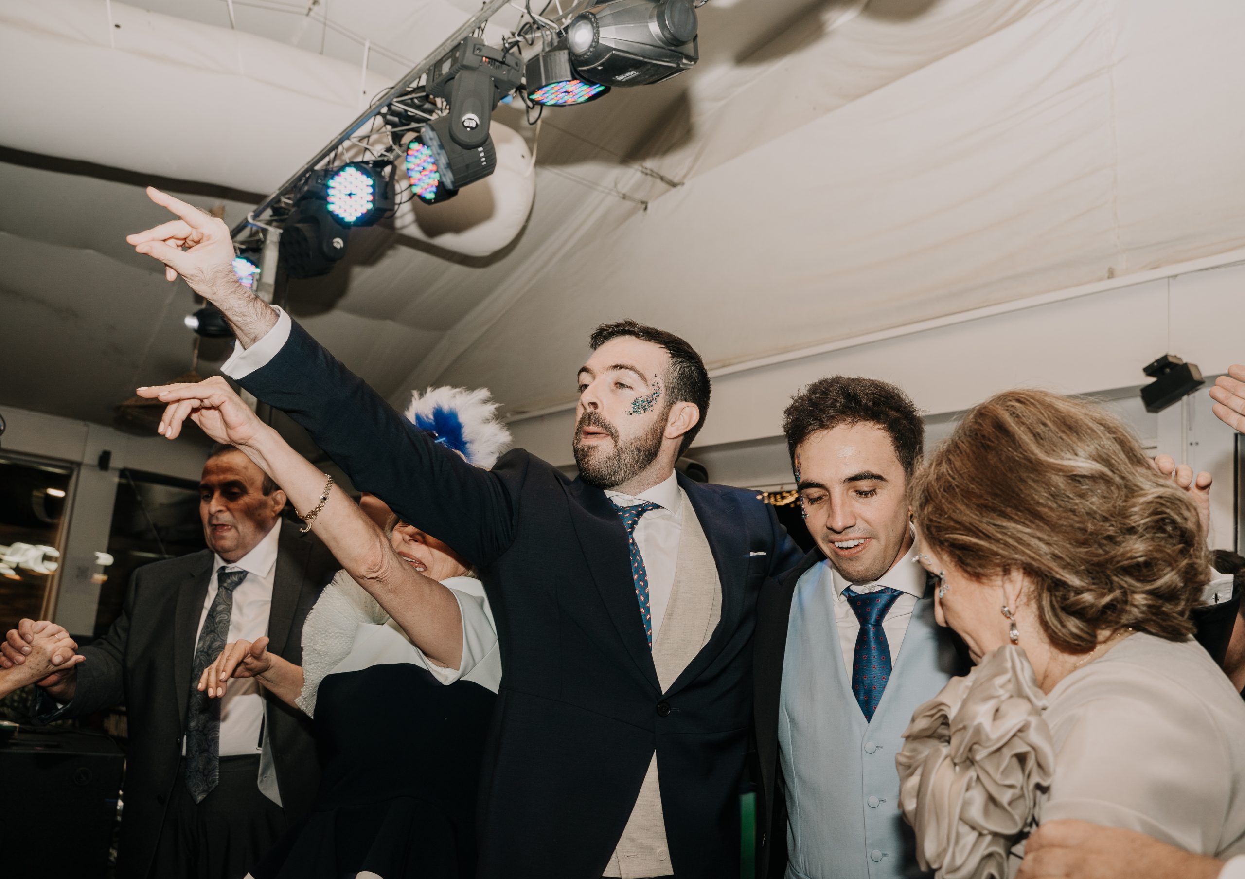 bodas bautizos y comuniones